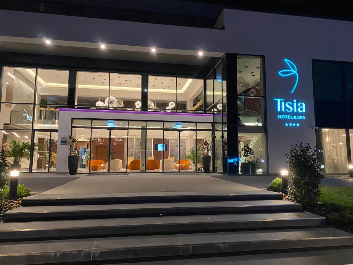 Tisia Hotel & Spa Tiszaujvaros Exterior photo