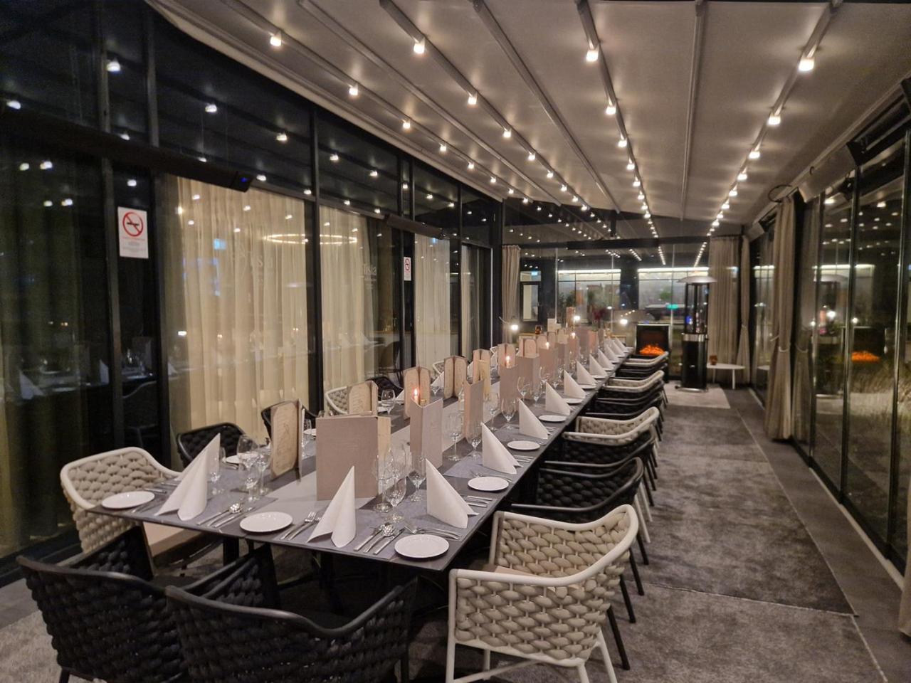 Tisia Hotel & Spa Tiszaujvaros Exterior photo